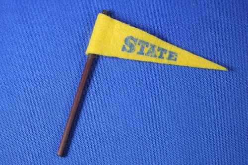Barbie vintage pennant - barbie,